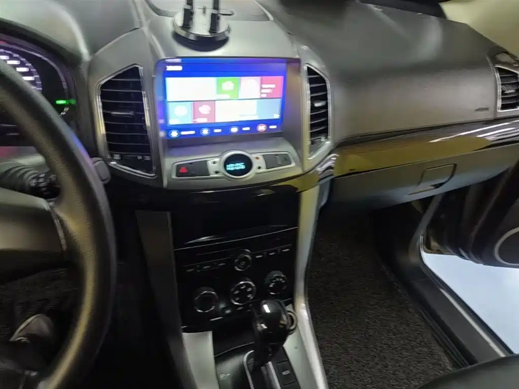 Chevrolet Captiva 2015 — фото 13