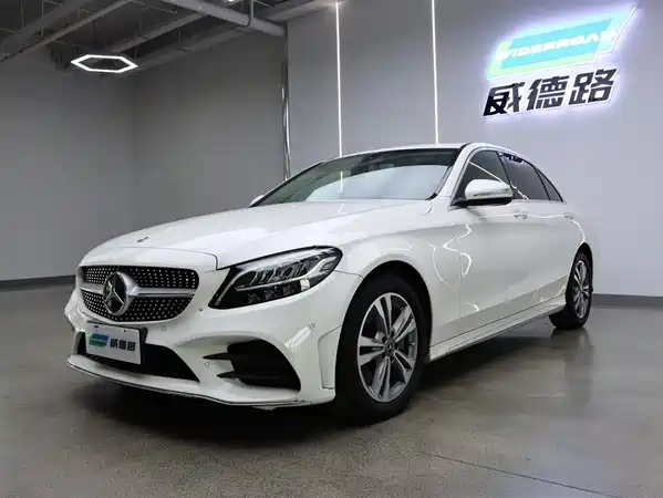 Mercedes-Benz C-Class 2020