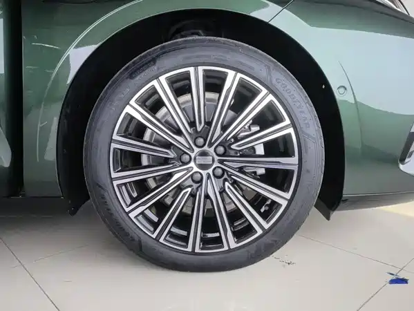 Geely Galaxy Starshine 8 2025