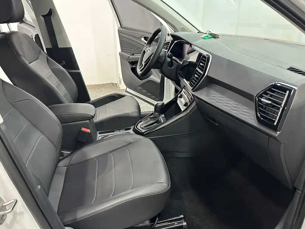 Jetta VS5 2022