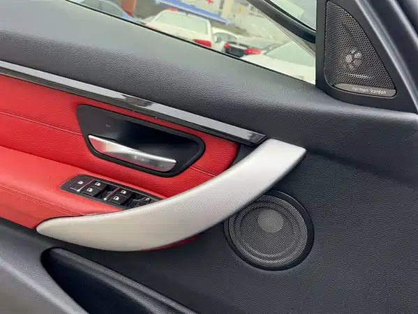 BMW 3 Series 2016