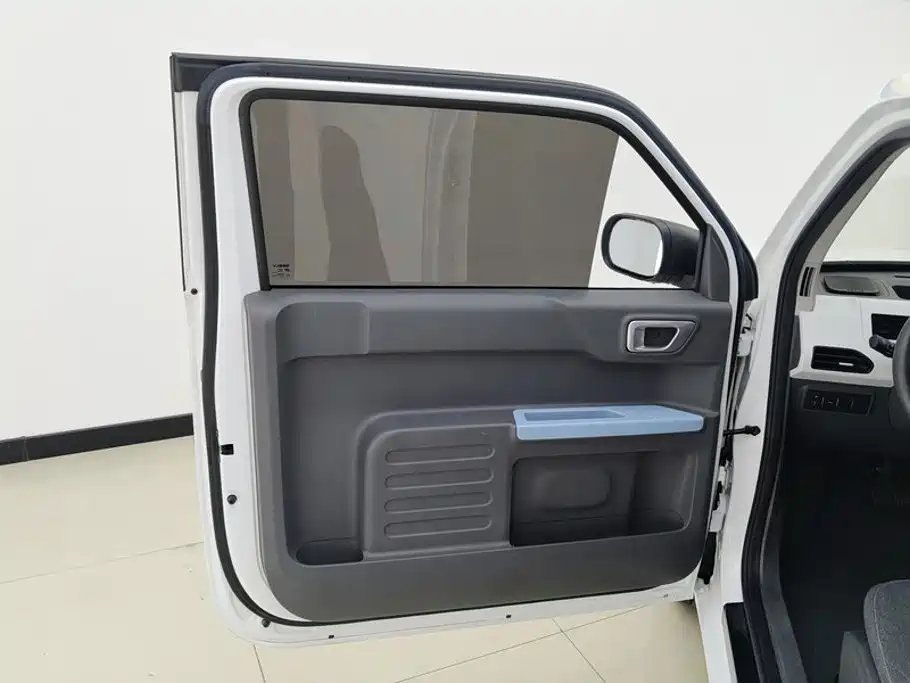 Geely Galaxy Panda 2023