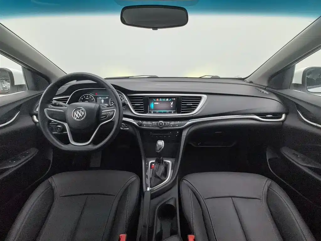 Buick Excelle 2015 — фото 5