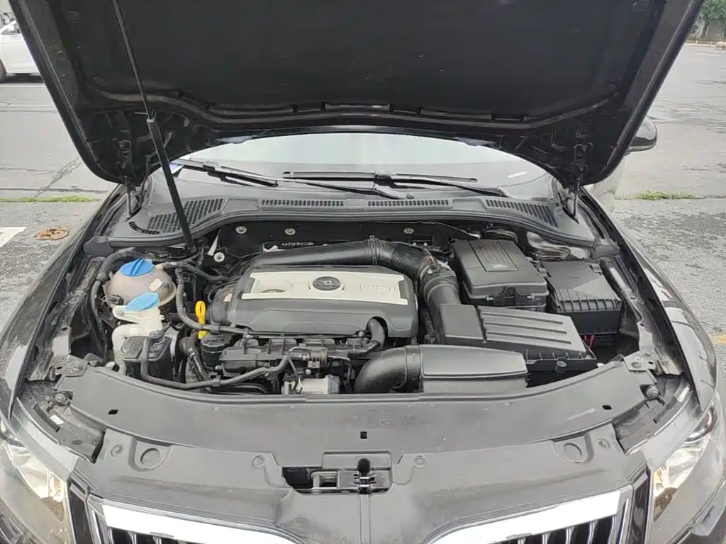 Skoda Superb 2015 — фото 20