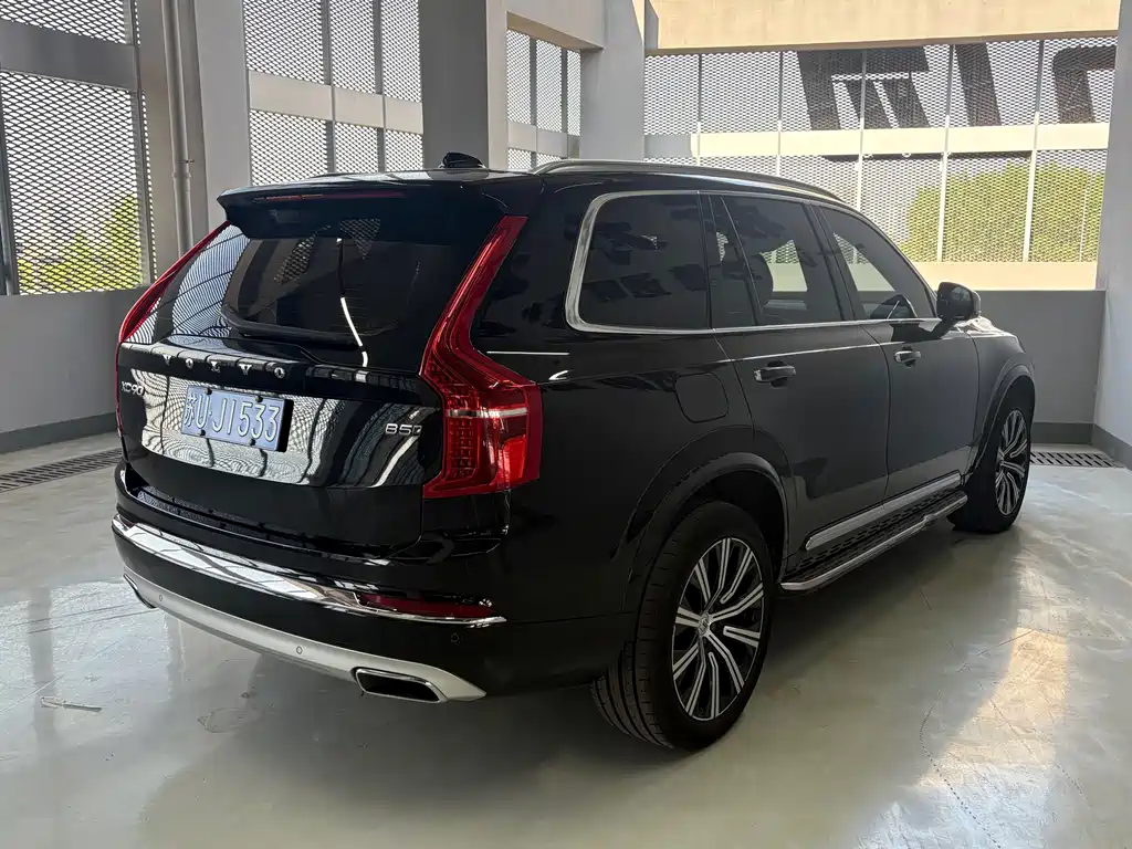 Volvo XC90 — фото 7