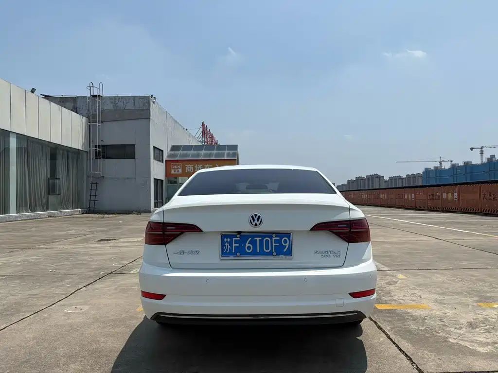 Volkswagen Sagitar 2020