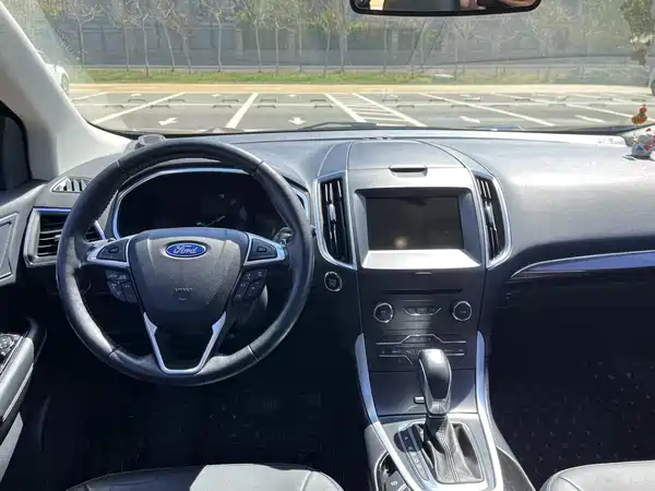 Ford Edge 2016