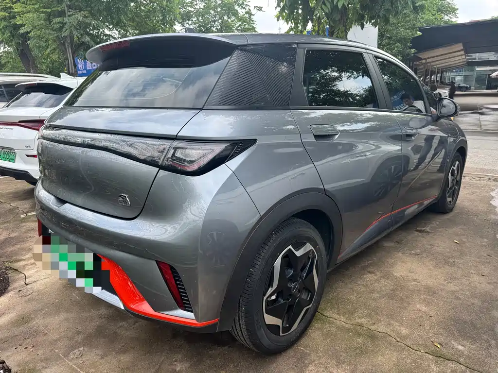 BYD Dolphin 2022 — фото 10