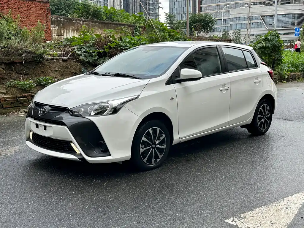 Toyota Yaris L 2019