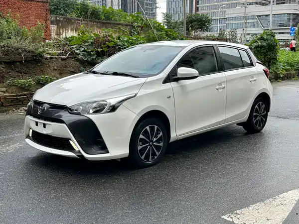 Toyota Yaris L 2019
