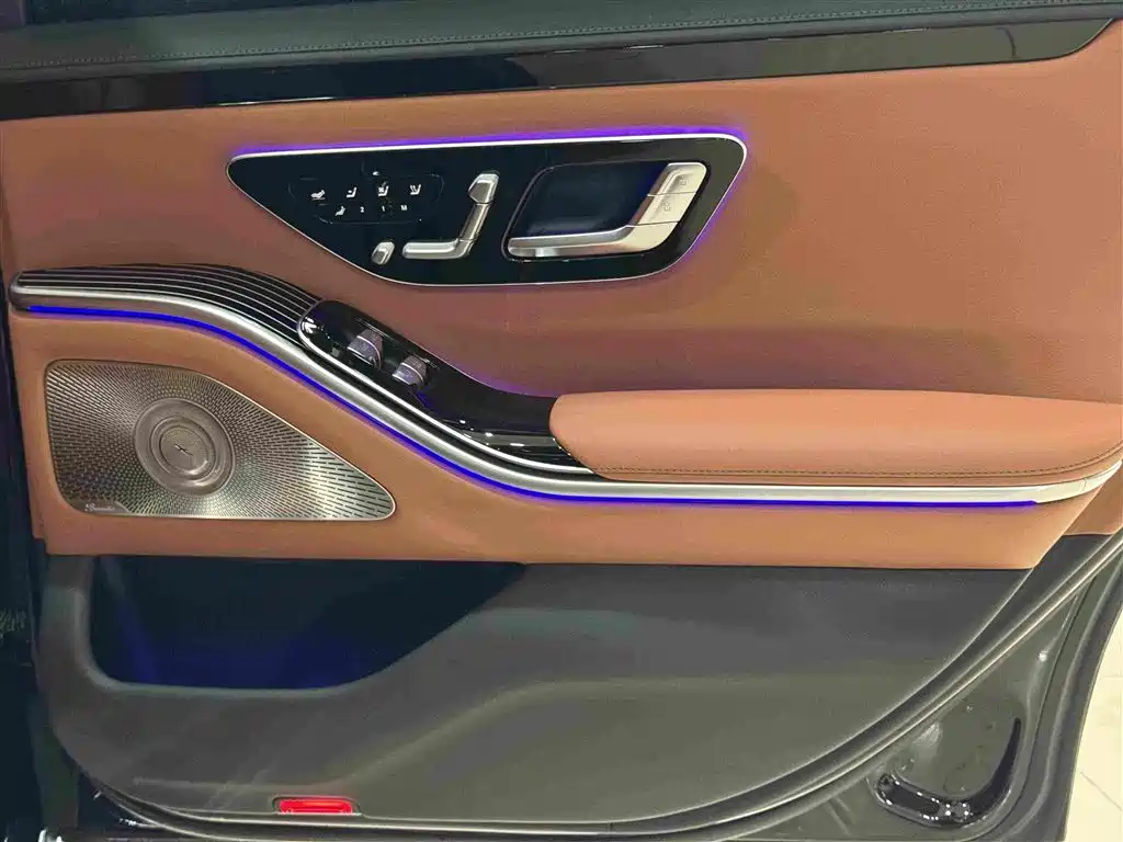 Mercedes-Benz S-Class 2024 — фото 12