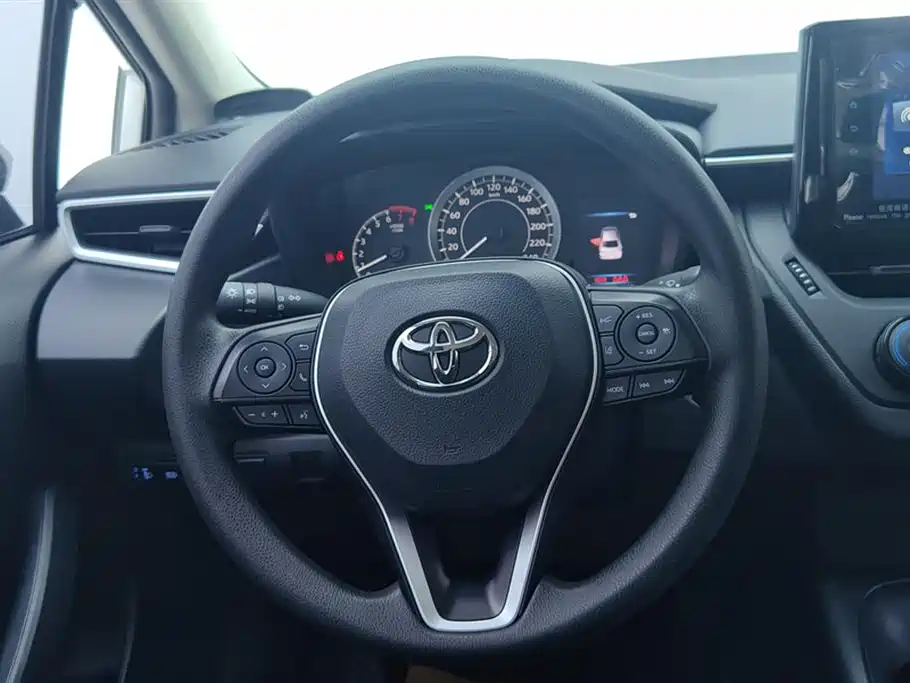 Toyota Corolla 2022 — фото 14
