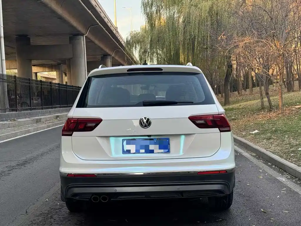 Volkswagen Tiguan L 2019 — фото 5