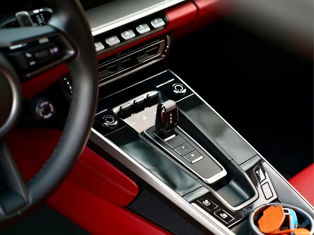 Porsche 911 2024 — фото 14