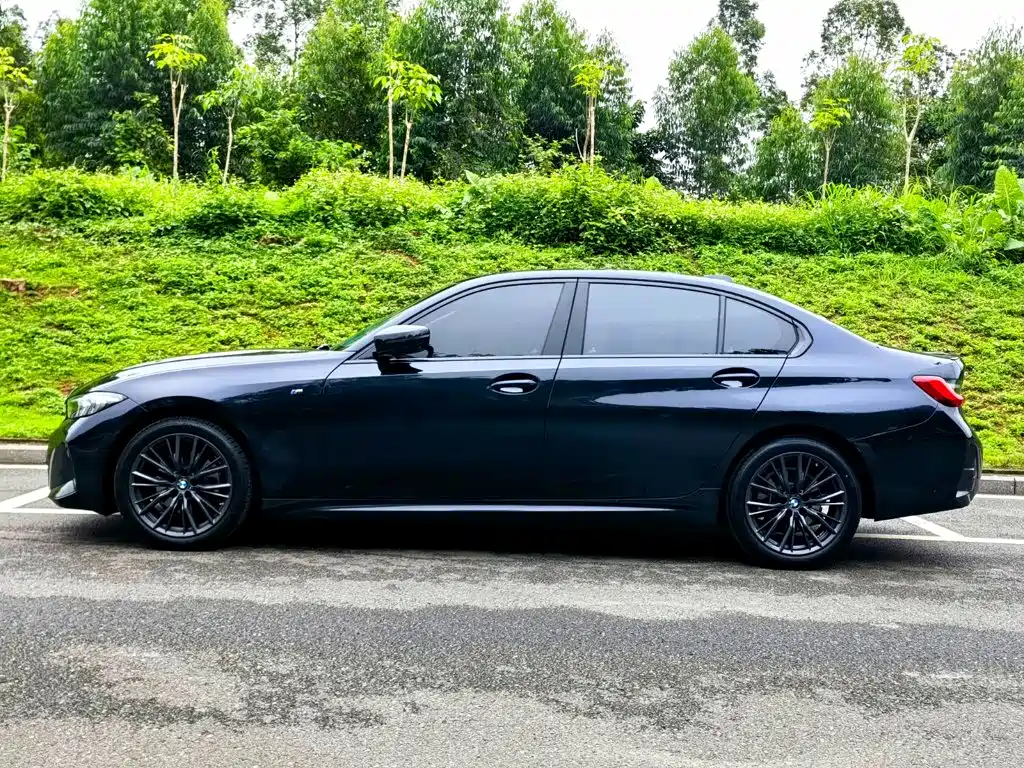 BMW 3 Series 2024