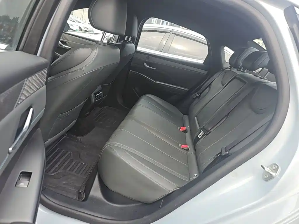 BYD Qin PLUS 2025 — фото 17