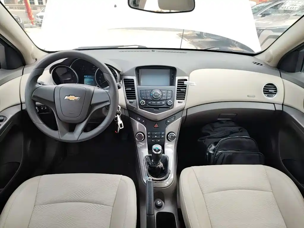 Chevrolet Cruze 2016 — фото 10