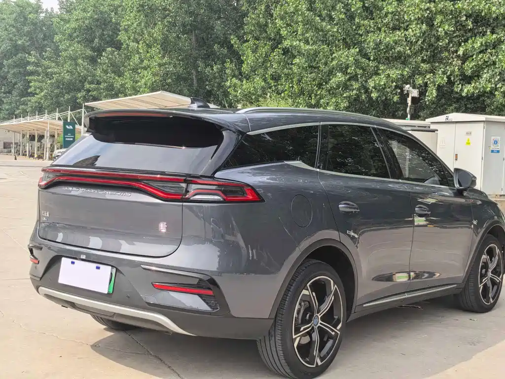 BYD Tang New Energy 2023 — фото 16