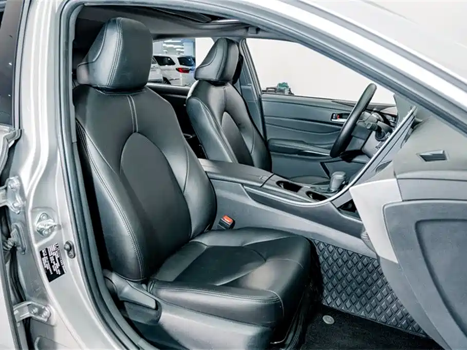 Toyota Avalon 2022 — фото 18