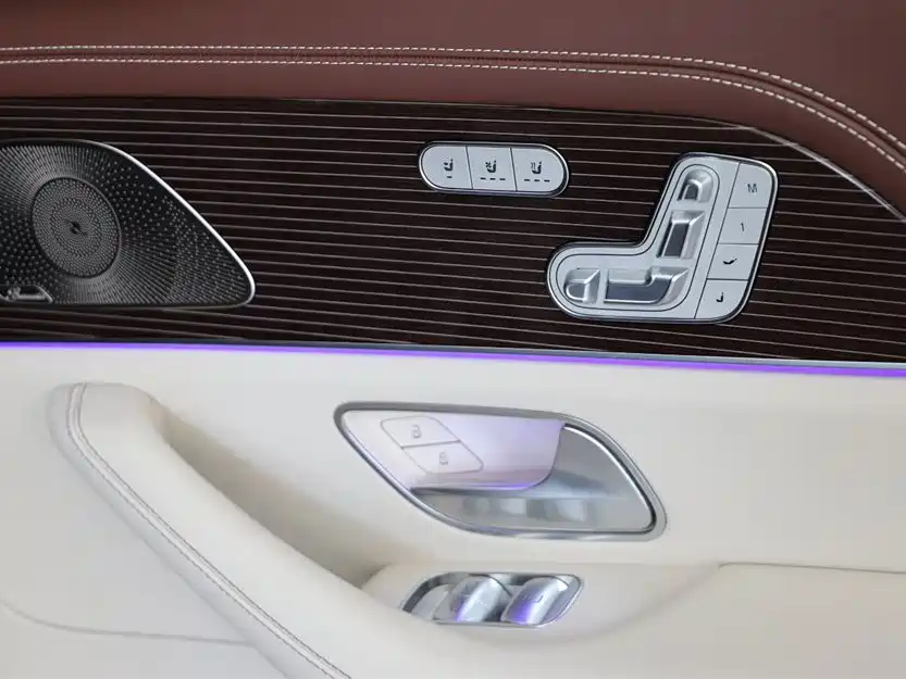 Mercedes-Benz GLS 2021 — фото 19