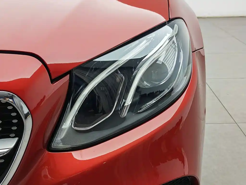 Mercedes-Benz E-Class 2018