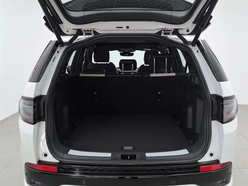 Land Rover Discovery Sport 2022 — фото 16