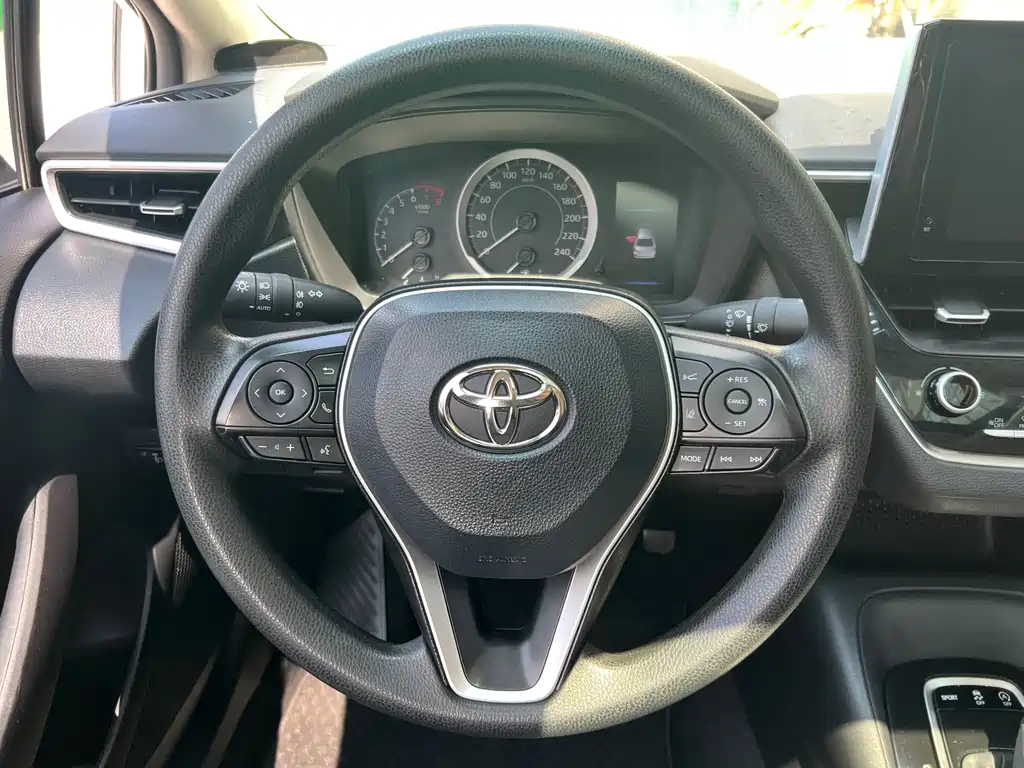 Toyota Corolla 2021 — фото 20