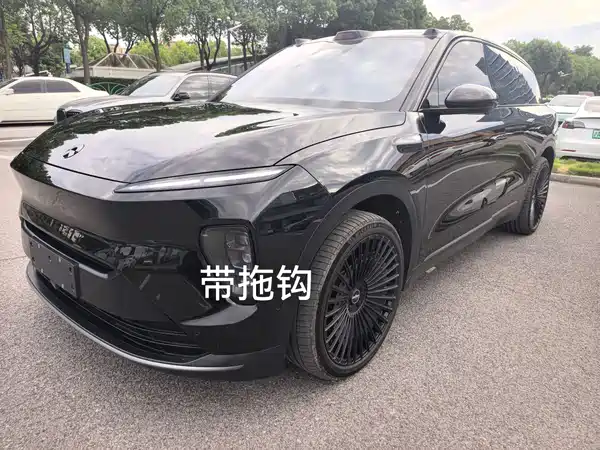 NIO ES8 2023