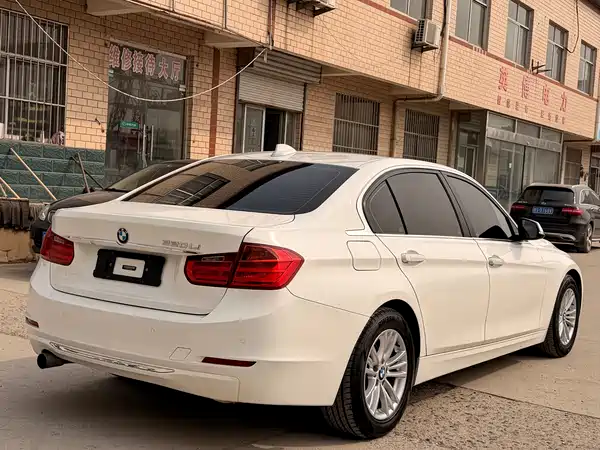 BMW 3 Series 2013