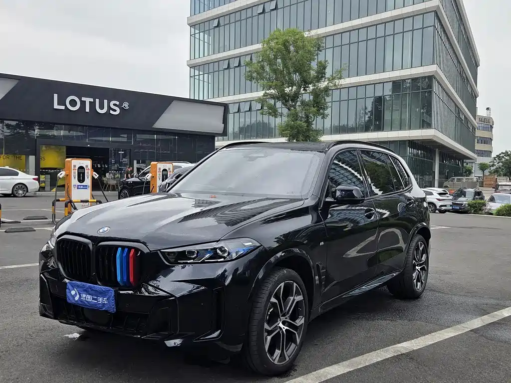 BMW X5 2026 — фото 1