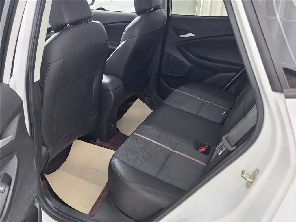 Chevrolet Trax 2020 — фото 13