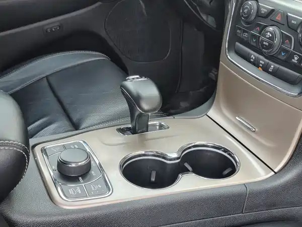 Jeep Grand Cherokee 2015