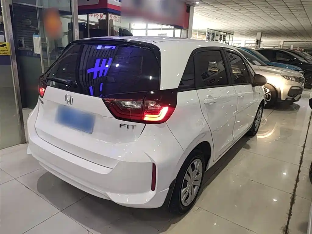 Honda Fit 2023 — фото 7