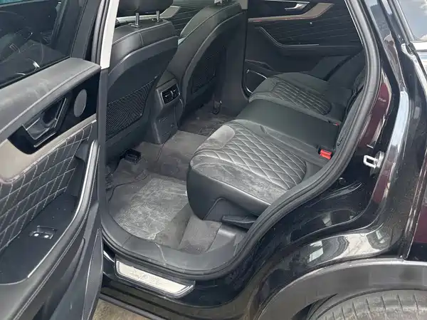 Hongqi HS5 2019