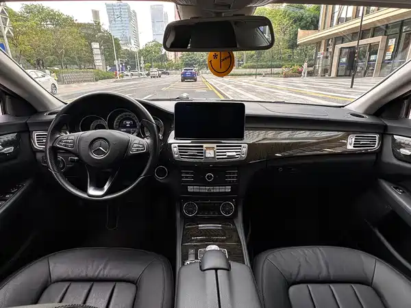 Mercedes-Benz CLS 2015