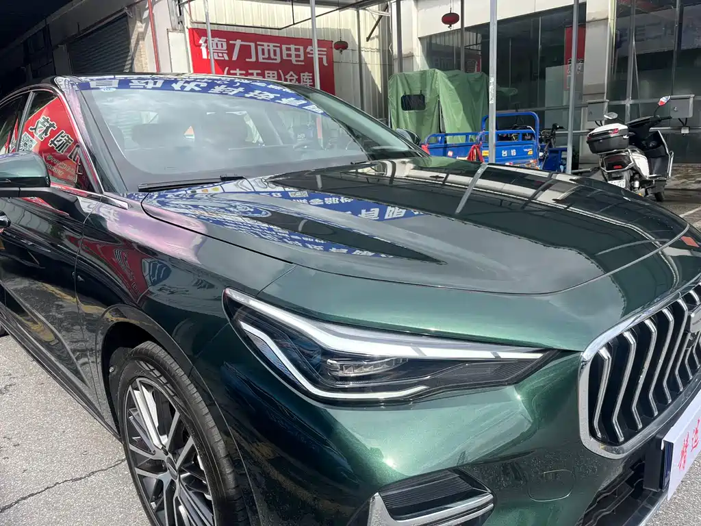 Geely Emgrand 2025