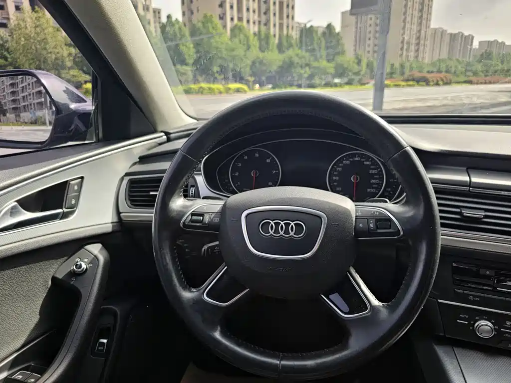 Audi A6L 2018 — фото 12