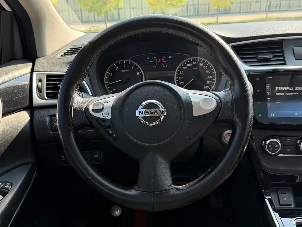 Nissan Sylphy 2018 — фото 8