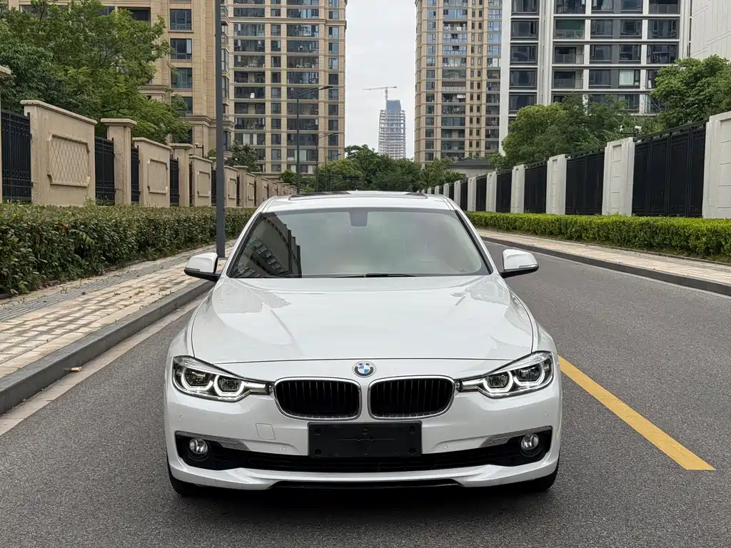 BMW 3 Series 2017