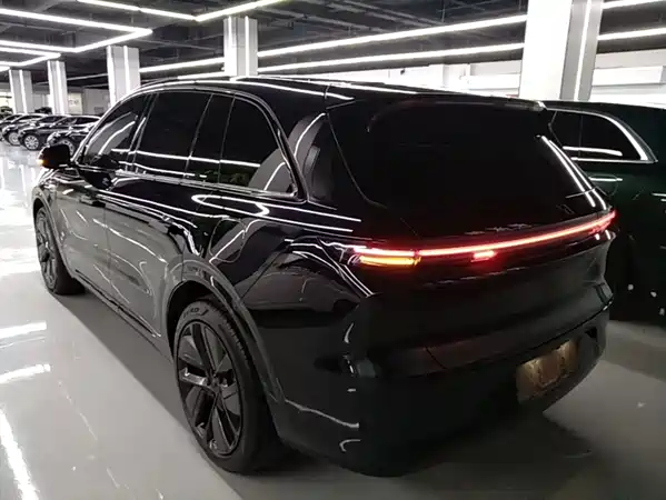 Li Auto L6 2024