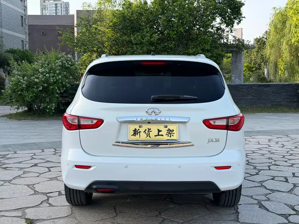Infiniti JX 2015 — фото 15