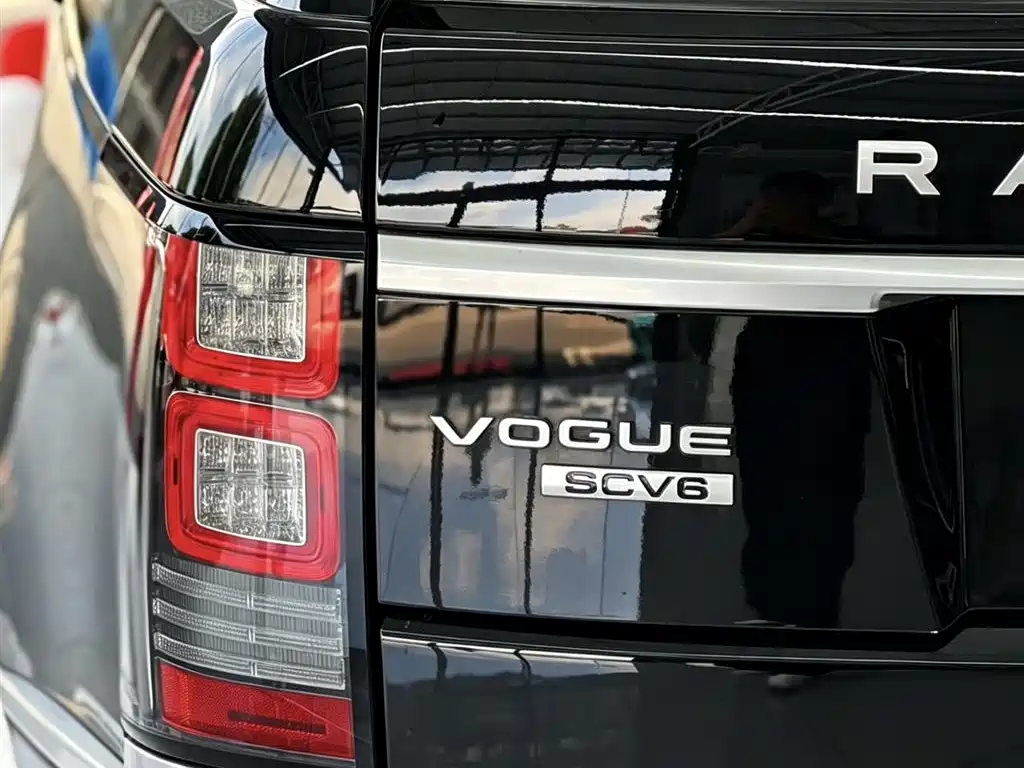 Land Rover Range Rover 2018 — фото 9