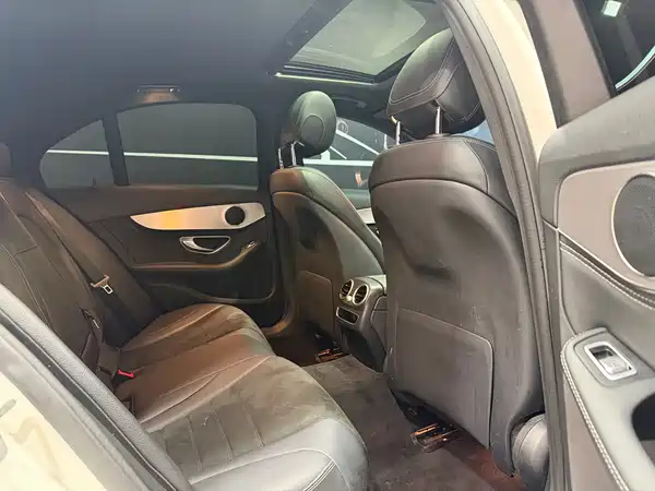 Mercedes-Benz C-Class 2019