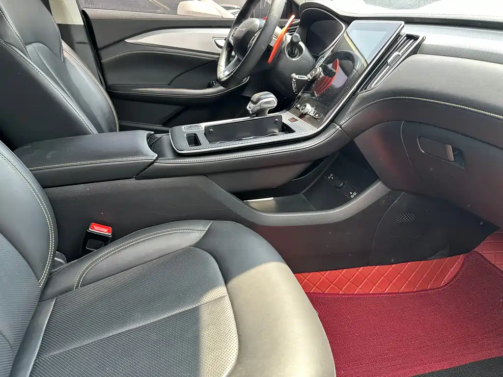 Roewe i6 MAX 2022 — фото 15