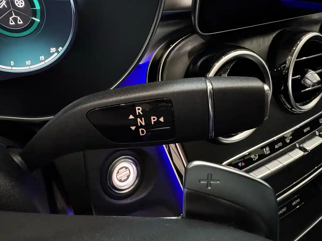 Mercedes-Benz C-Class 2021 — фото 14