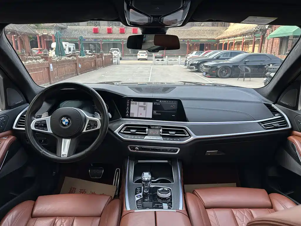 BMW X7 2020 — фото 23