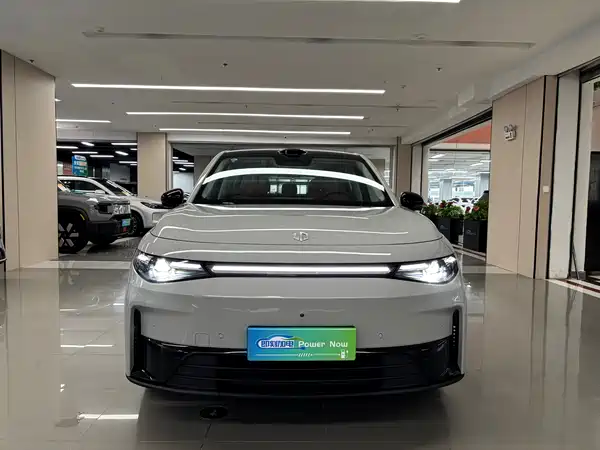 Leapmotor C10 2025