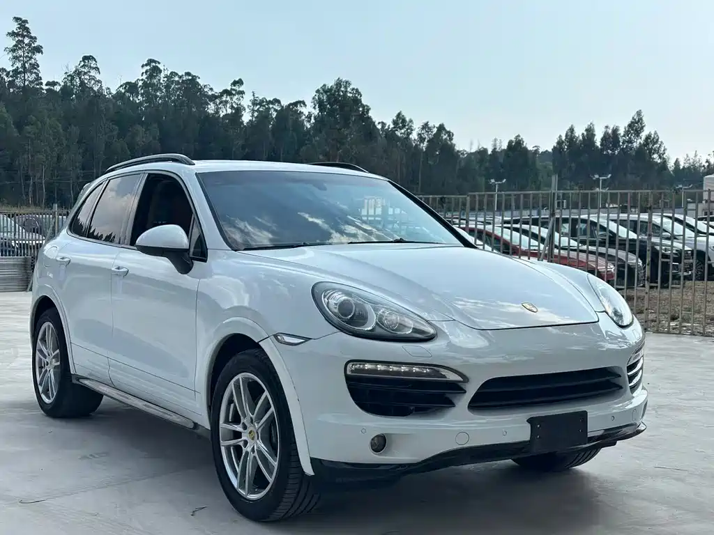 Porsche Cayenne 2013 — фото 2