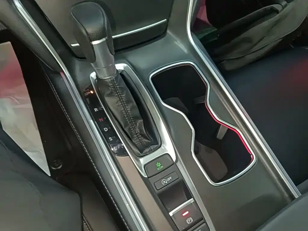 Honda Accord 2021 — фото 14