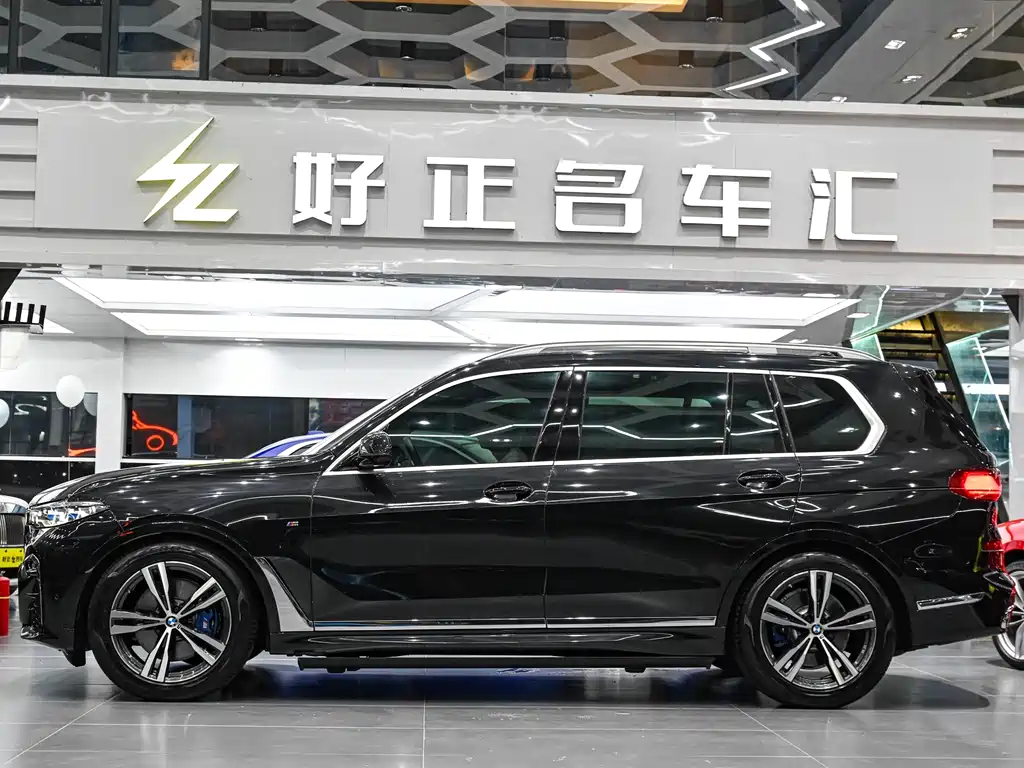 BMW X7 2022 — фото 5